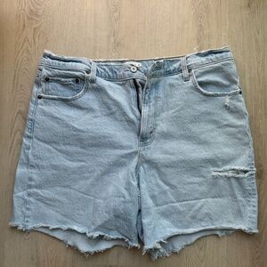 Abercrombie High Rise 7-inch Dad Short - Size 33